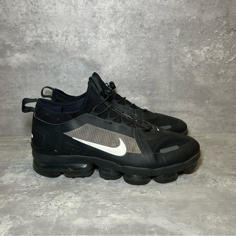 Nike Air Vapormax Flyknit Running Shoes BV6351-001 Mens sz 10 - black
